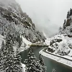 Hotel Pazarcik Mountain 3*