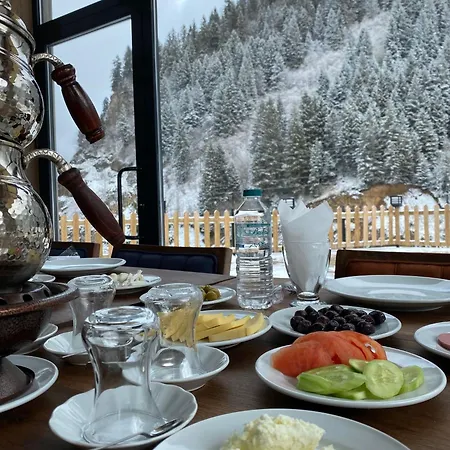 Pazarcik Mountain 特拉布宗